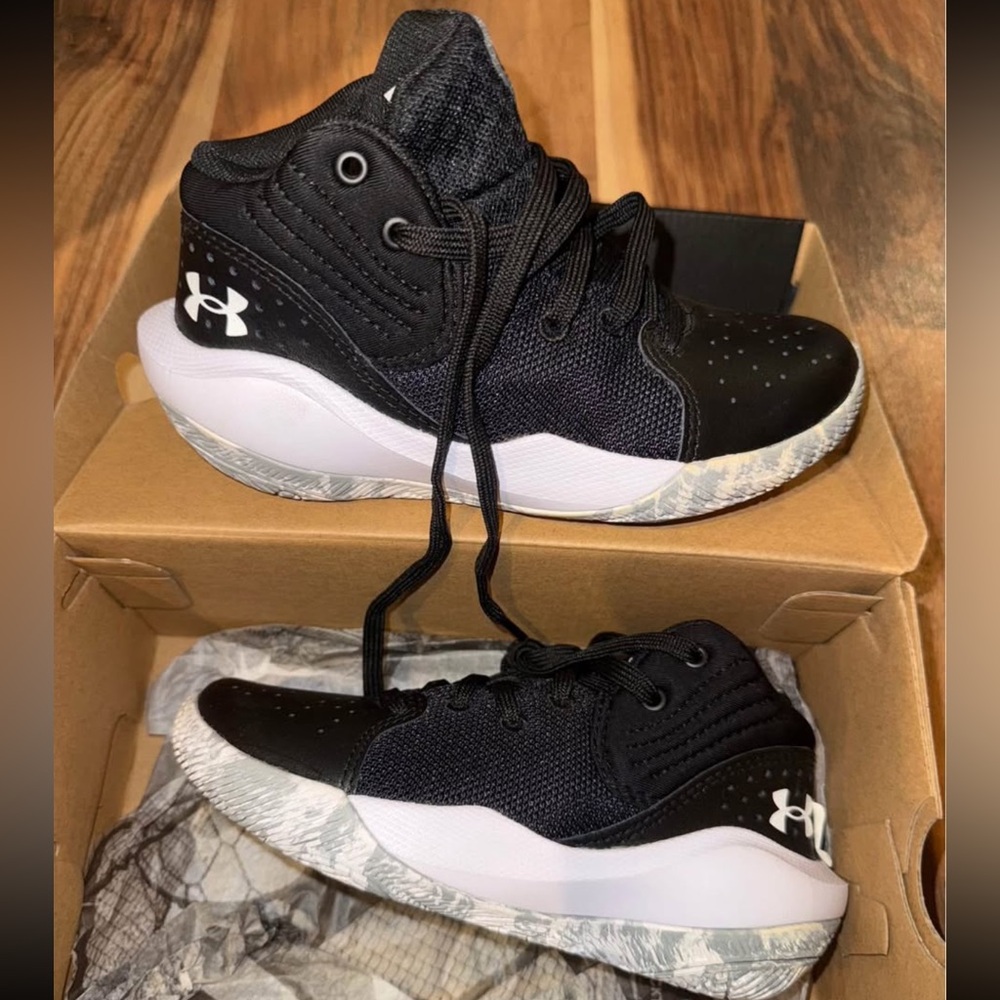 Under Armour Kids Black and White Sneakers